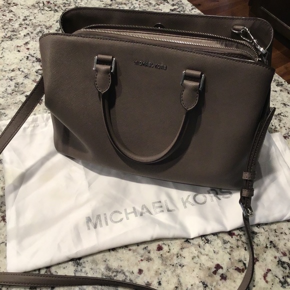 Michael Kors Savannah tote - Picture 6 of 7